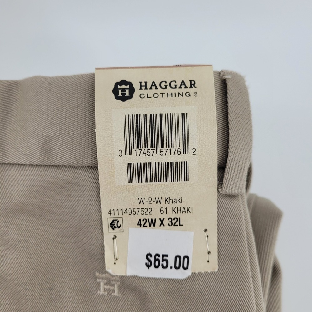 Haggar Work To Weekend Khaki Pants Mens 42x32 Khaki Classic Fit No Iron - Picture 2 of 8